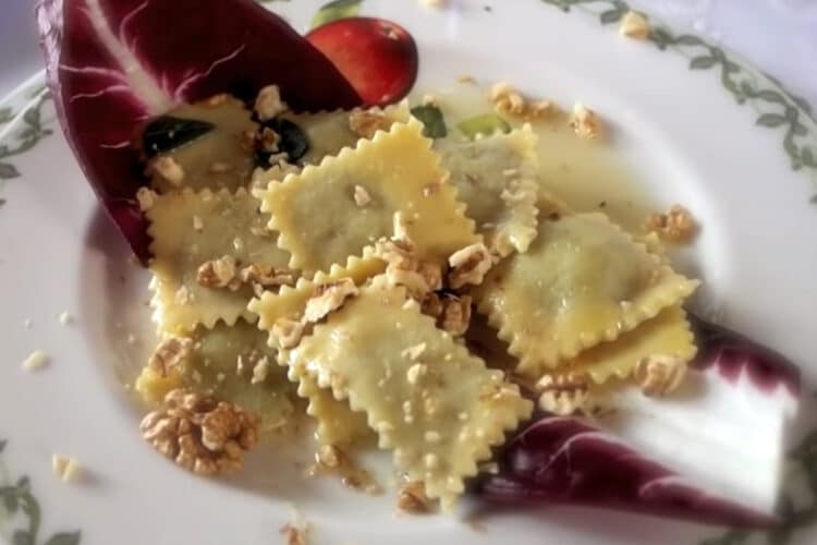 Ravioli radicchio e zucchine