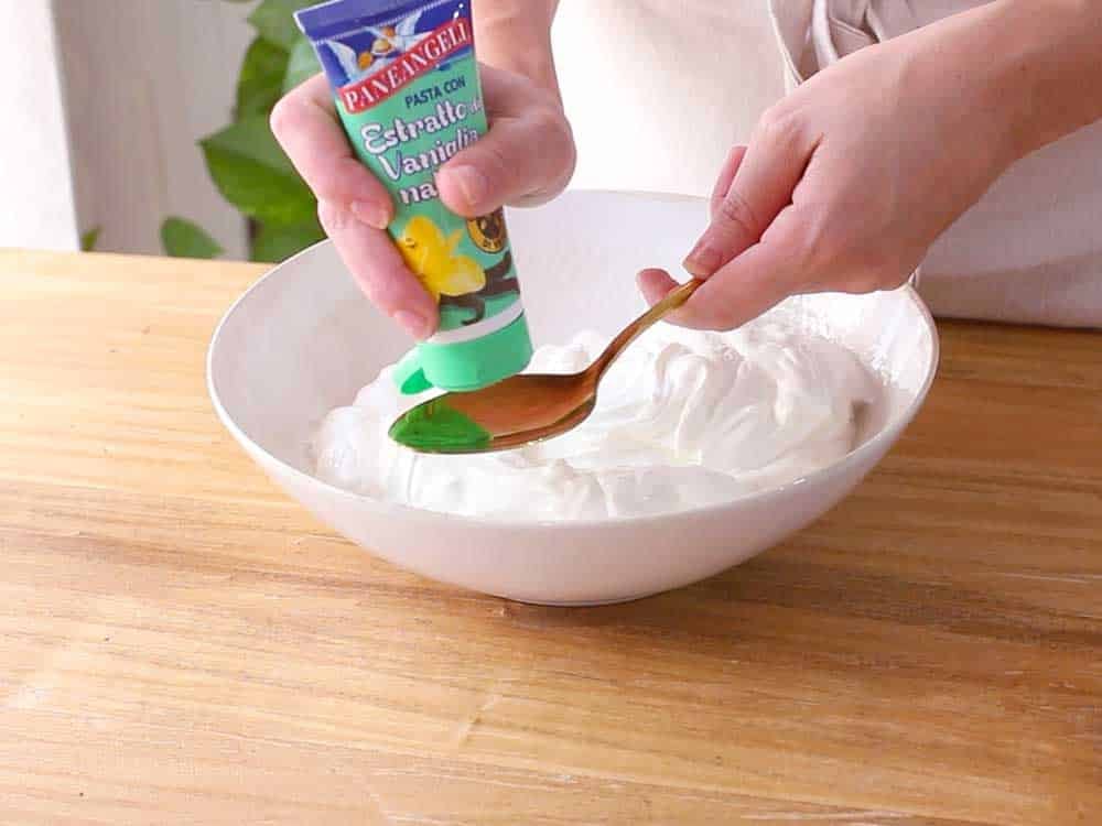 Torta fredda allo yogurt senza glutine - Step 1