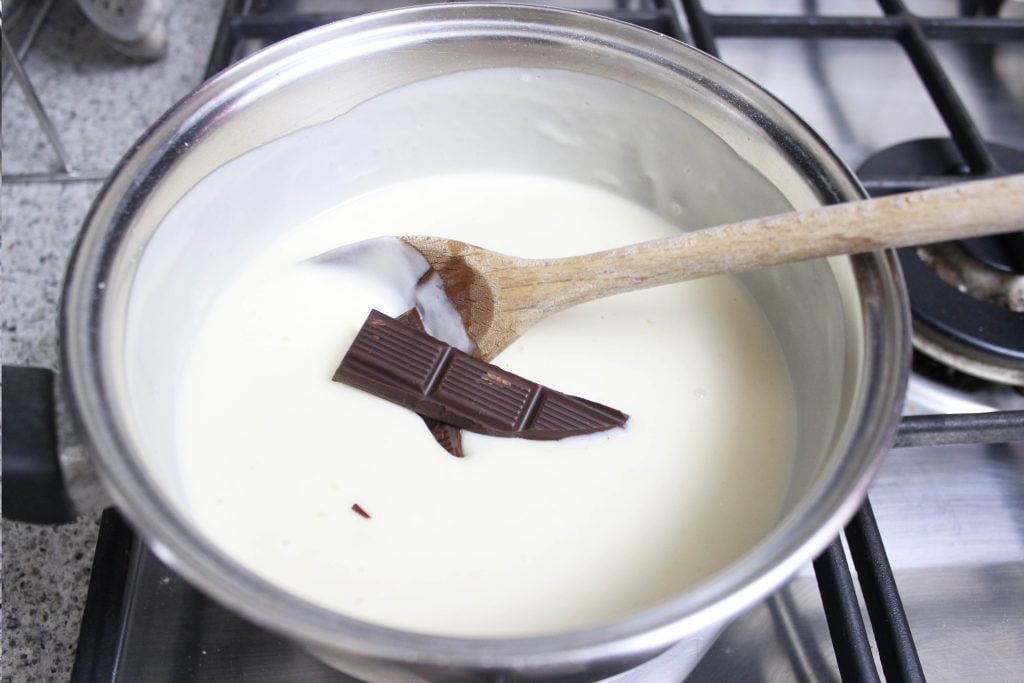 Ciambellone girella con crema al cioccolato - Step 10