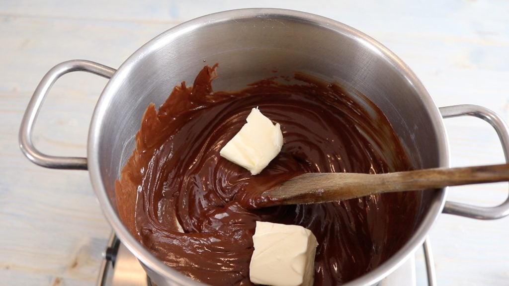Brownies al cioccolato fondente e fragole - Step 1