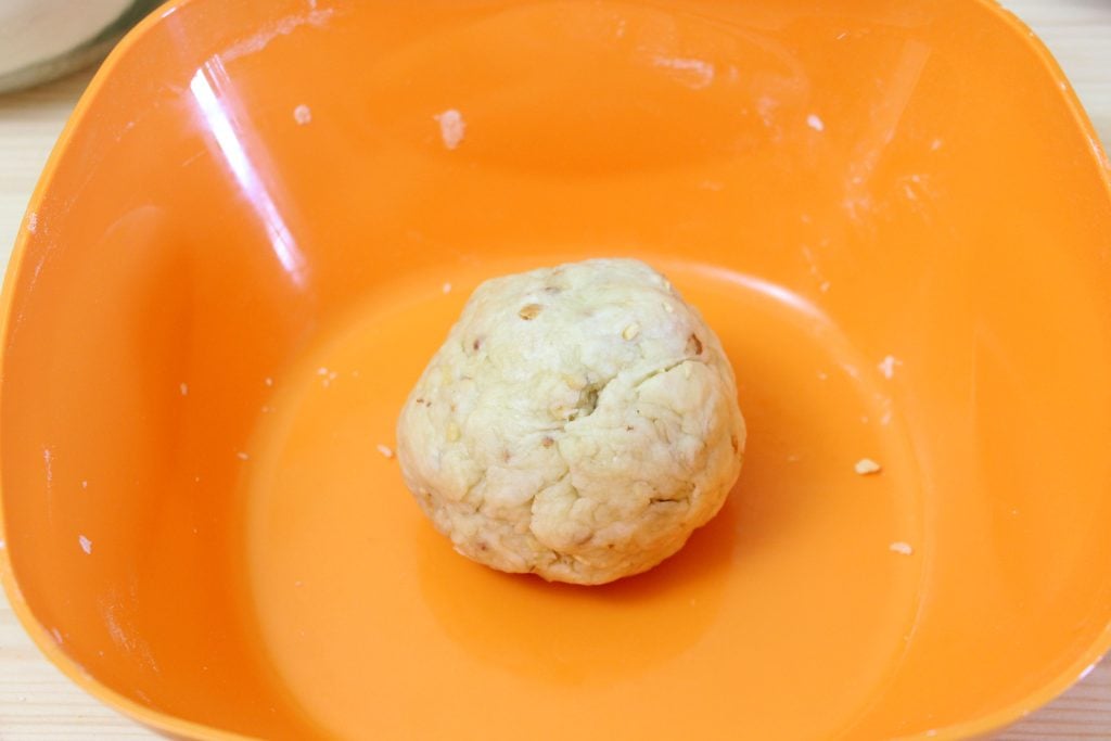 Pasta frolla alla nocciola, biscotti e crostata senza uova - Step 6