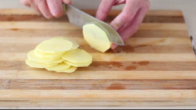 Chips di patate al microonde - Step 2
