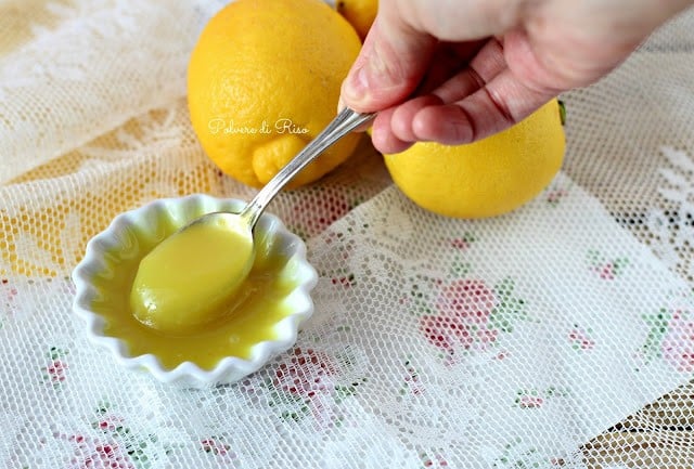 Crema vegana al limone senza glutine