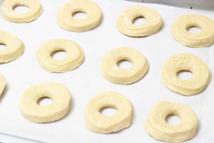 Donuts americani glassati – ricetta facile - Step 9