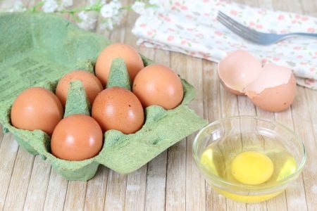 Come sostituire le uova nei dolci