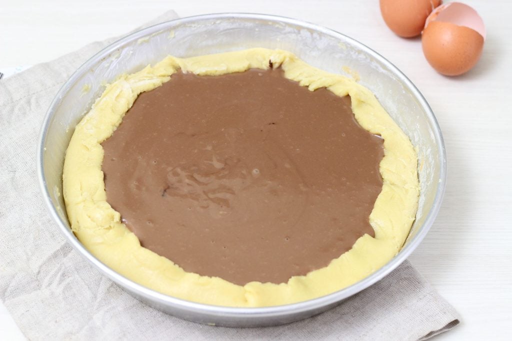 Crostata di girelle bicolore con crema al cioccolato – ricetta facile - Step 3