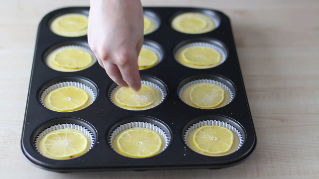 Muffin soffici al limone senza glutine - Step 6
