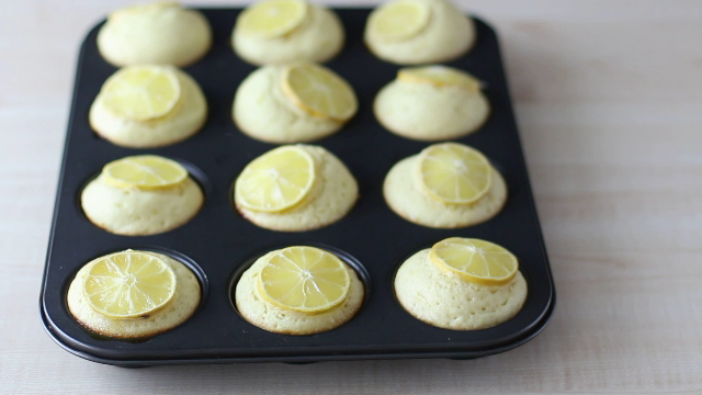 Muffins soffici al limone senza glutine - Step 7