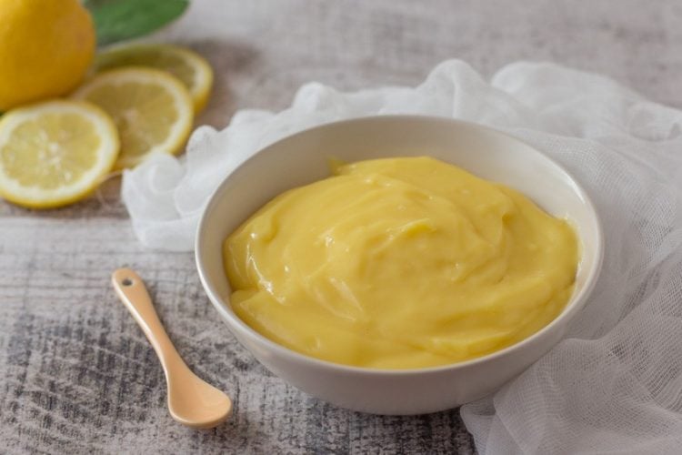 Crema al limone ricetta facile