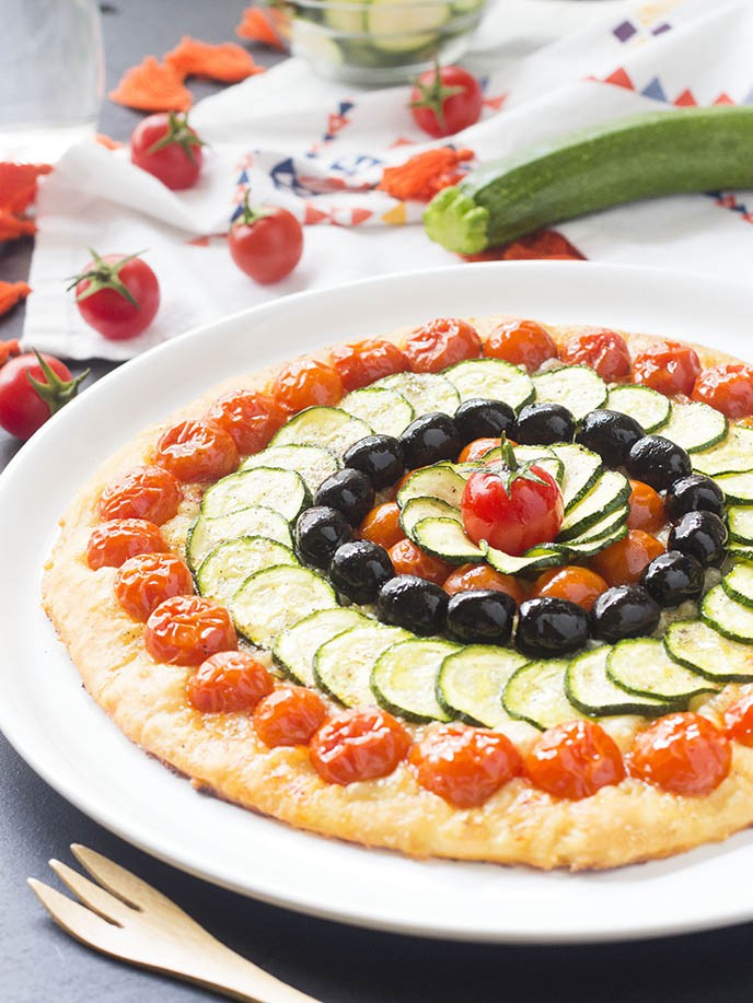 Focaccia veloce mille colori con zucchine pomodorini e olive - Step 6