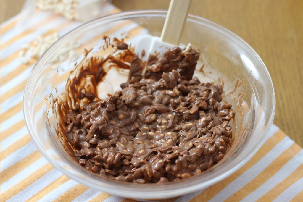 Salame di cioccolato kinder cereali – senza cottura - Step 5