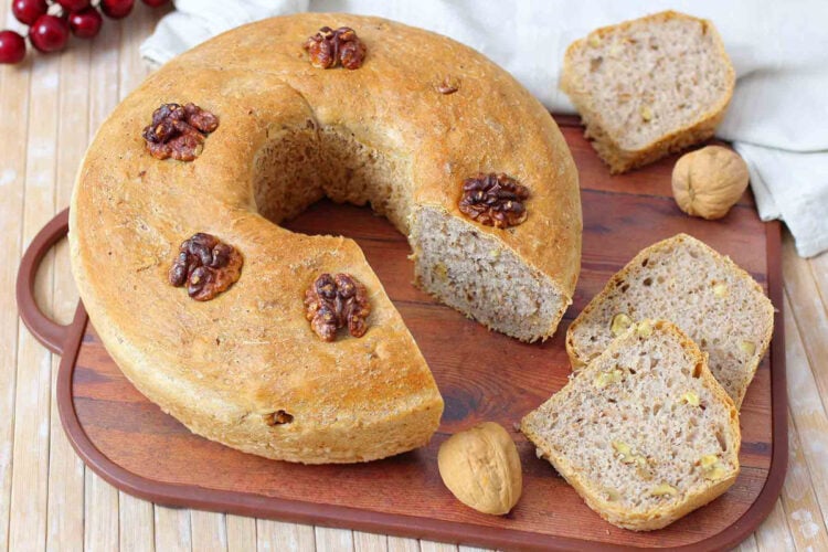 Pane alle noci - ricetta facile