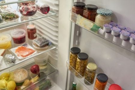 Come eliminare i cattivi odori dal frigorifero
