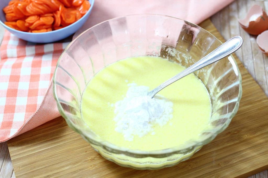 Ciambella salata soffice alle carote - Step 3