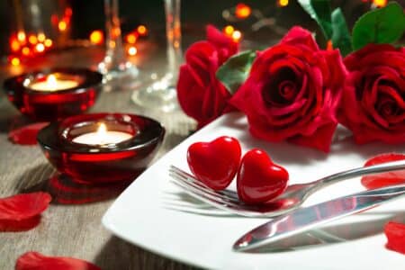 Come organizzare una cena romantica