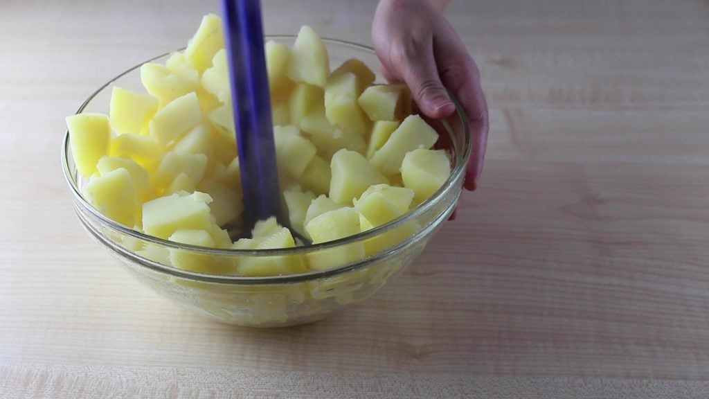 Sformato di patate zucchine e salsiccia - Step 1
