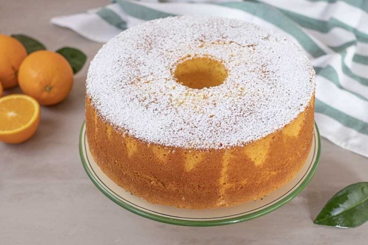 Chiffon cake all'arancia