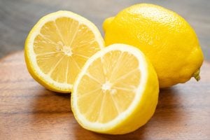 Come conservare i limoni (e il loro succo) a lungo