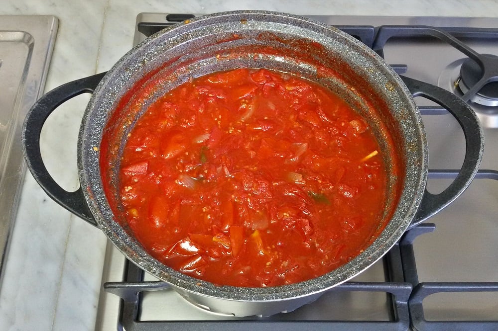 Conserva di salsa di pomodoro fresco fatta in casa - Step 4