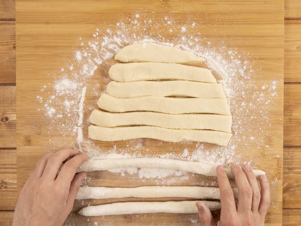 Tagliere Per Gnocchi In Legno Di Faggio: La Paletta Che Ti Aiuta A Fare Gnocchi Perfetti Con Una Mano!