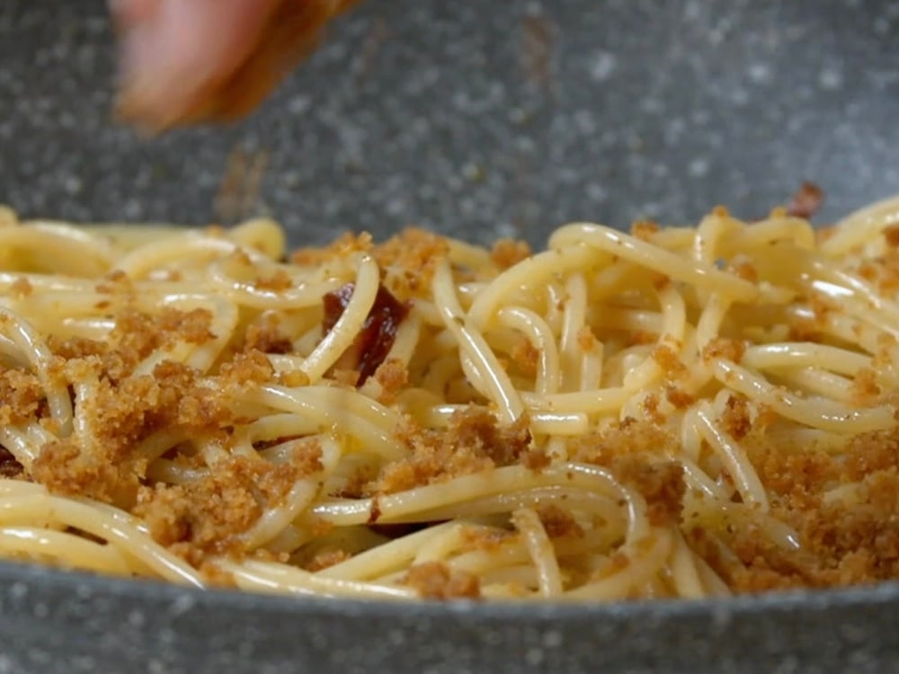 Spaghetti aglio, olio e peperoncino di Benedetta - Step 8