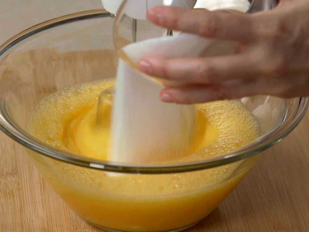 Torta mimosa - Step 1