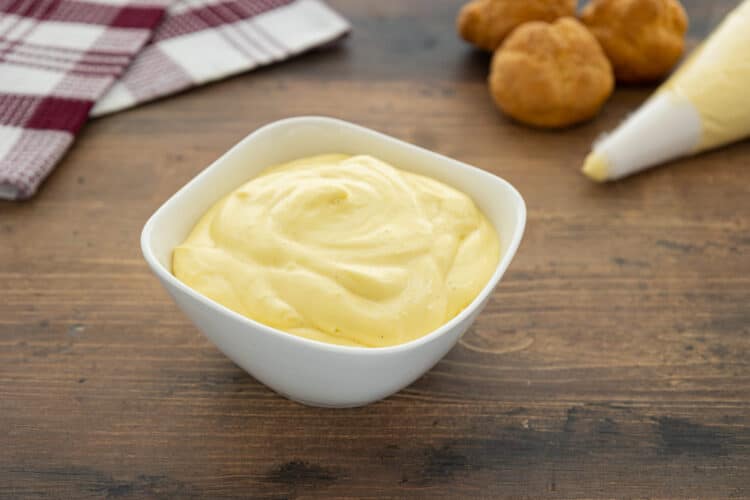 Crema diplomatica