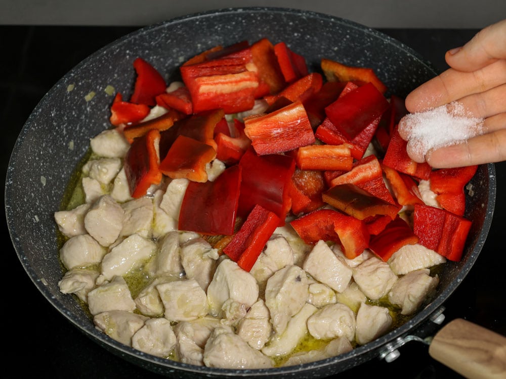 Bocconcini di pollo con peperoni - Step 4