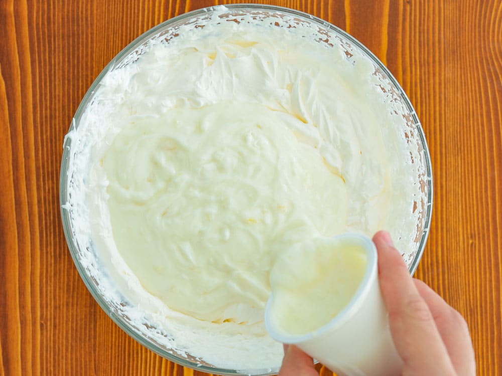 Torta fredda yogurt e ananas senza cottura - Step 4