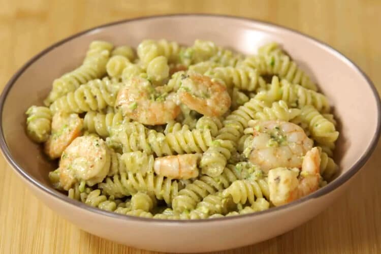 Pasta al pesto di pistacchi