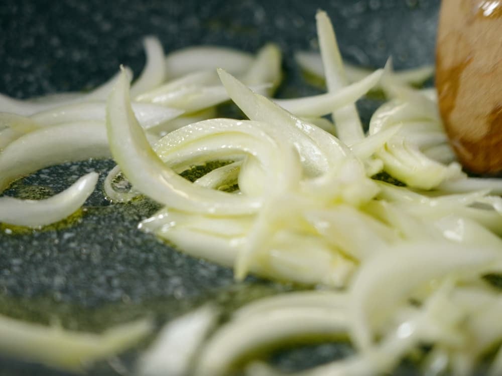 Focaccia in padella zucchine e pancetta - Step 6