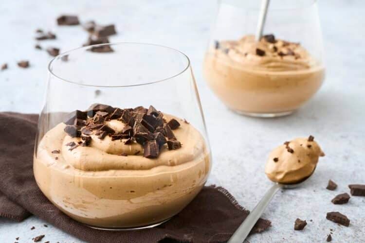 Crema diplomatica al cioccolato