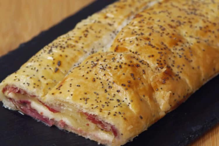 Strudel di mele salato