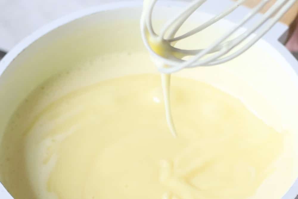 Torta di pasta sfoglia con crema e mele - Step 5