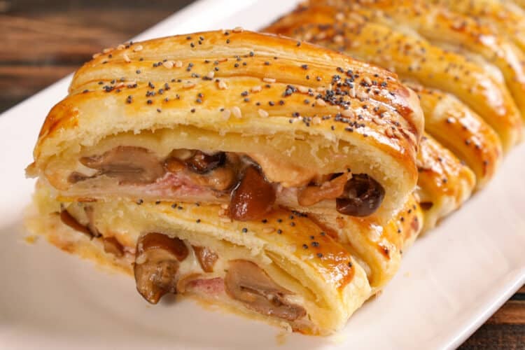 Strudel salato prosciutto e funghi