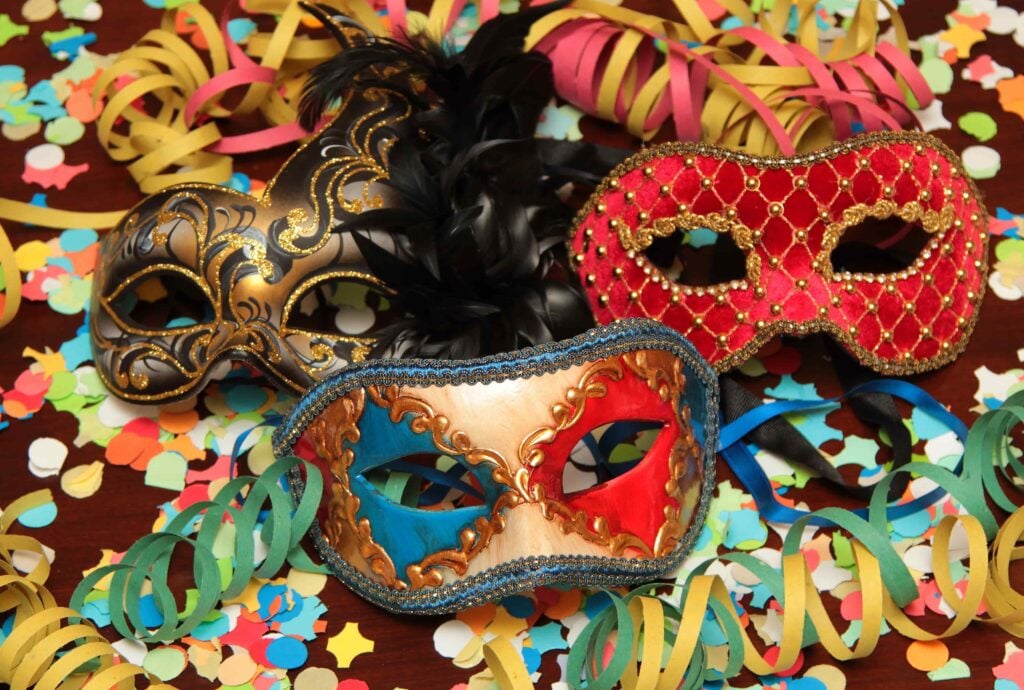 10 idee per maschere di carnevale bimbi facili e veloci! - Fatto in Casa da  Benedetta