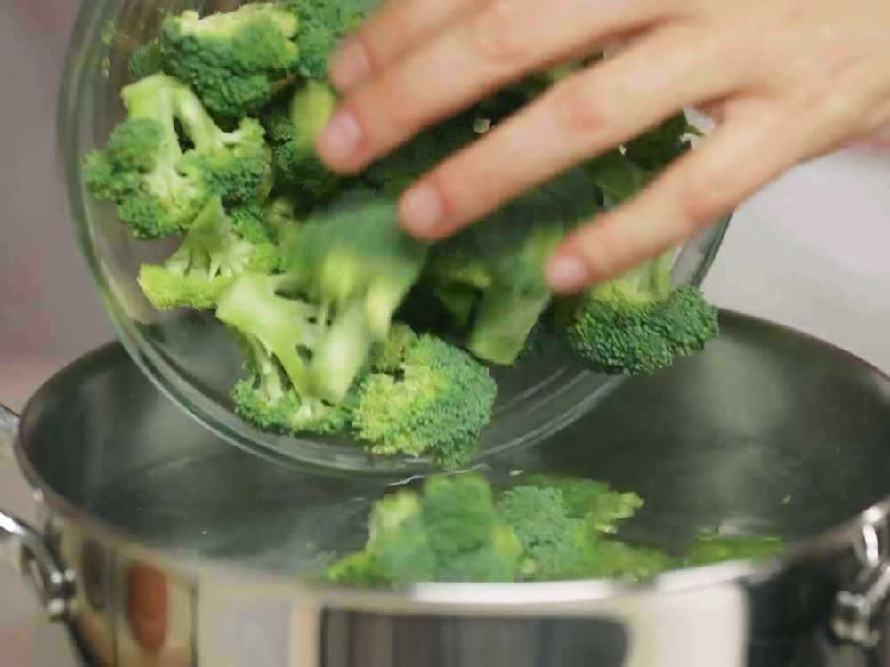 Ciambella salsiccia e broccoli - Step 1
