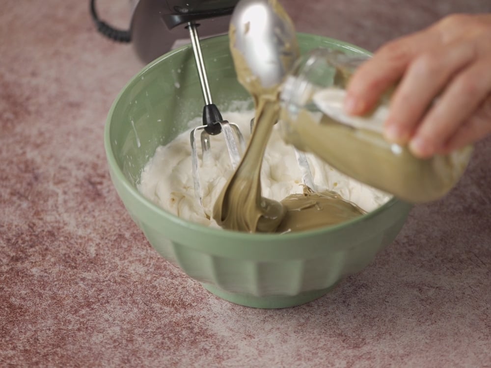 Tiramisù alla crema di pistacchio - Step 3