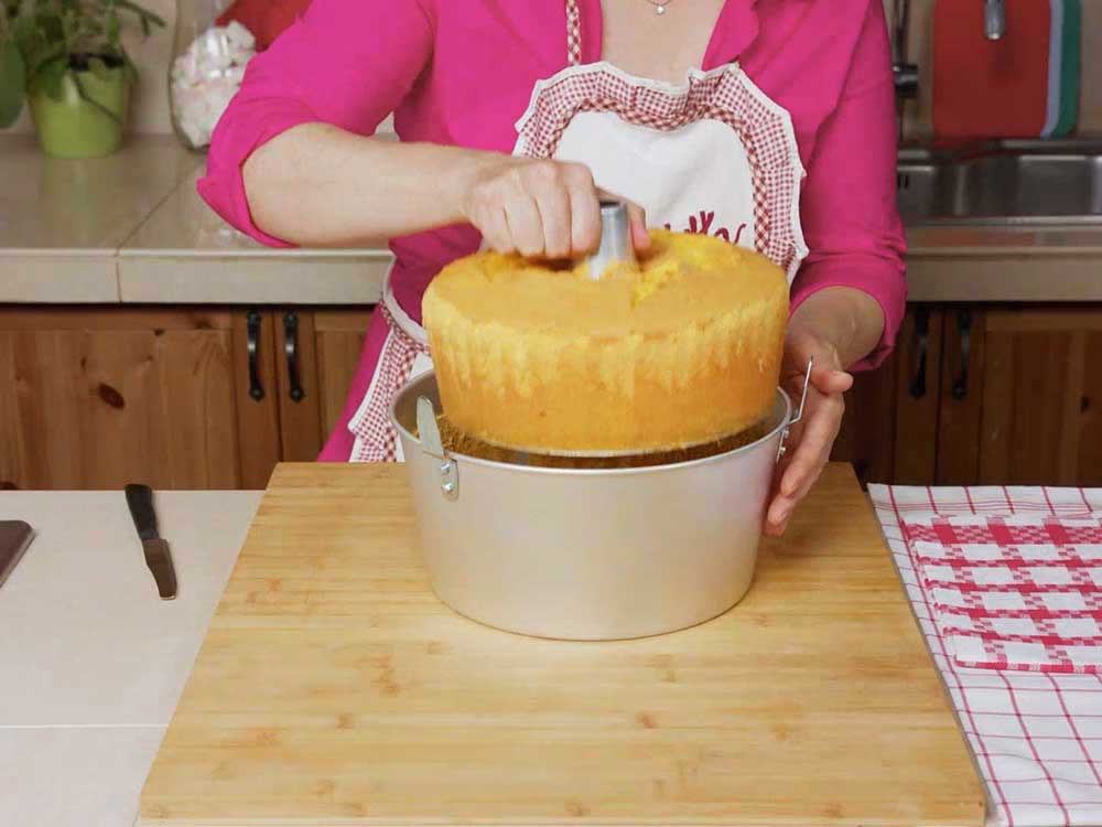 Chiffon cake all’arancia di Benedetta - Step 12