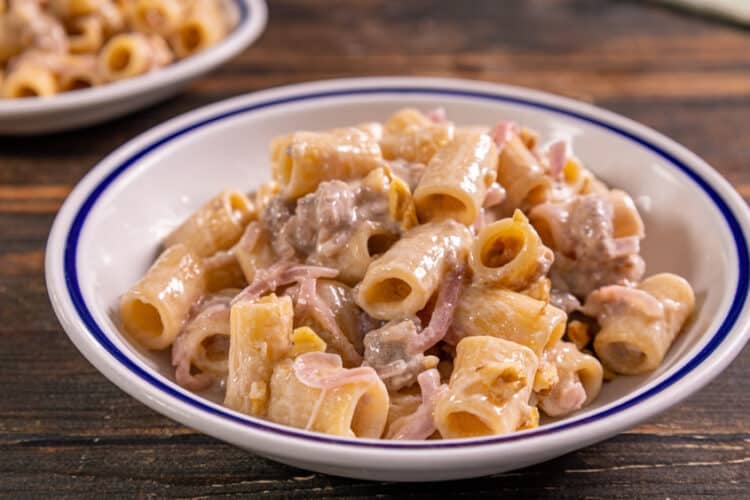 Pasta salsiccia e cipolla