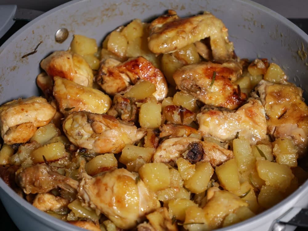 Pollo e patate in padella - Step 10
