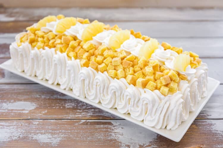 Torta furba mimosa all'ananas