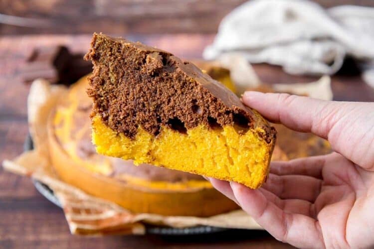 torta bicolore zucca e cioccolato