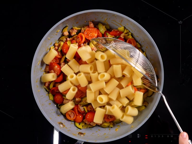 Pasta zucchine e pomodorini - Step 6