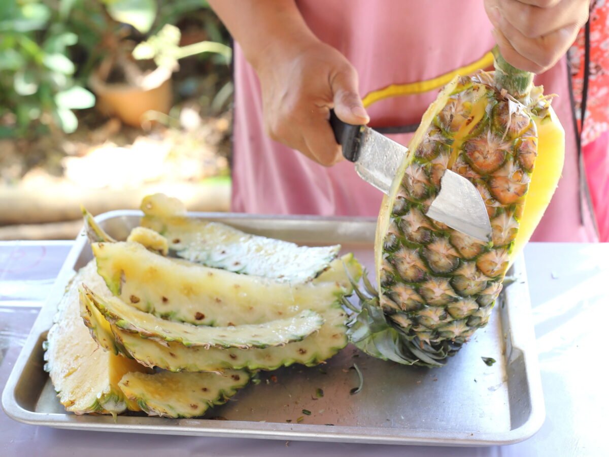 5 modi creativi per riutilizzare le bucce di ananas