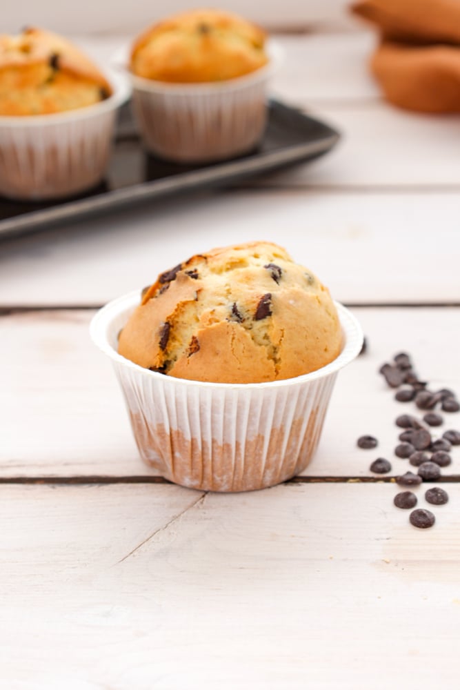 Muffin con gocce di cioccolato in friggitrice ad aria - Step 9