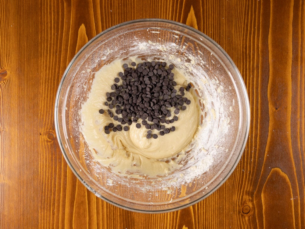 Muffin con gocce di cioccolato in friggitrice ad aria - Step 6