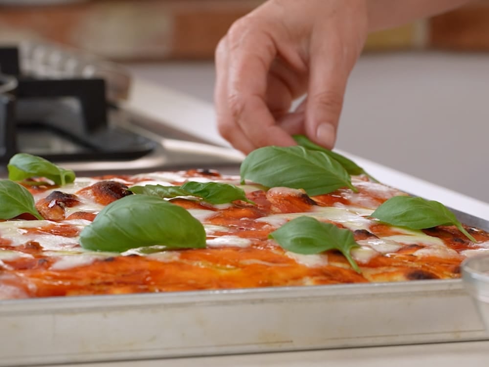 Pizza in teglia millegusti - Step 3
