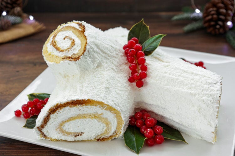 Tronchetto di pandoro al limone