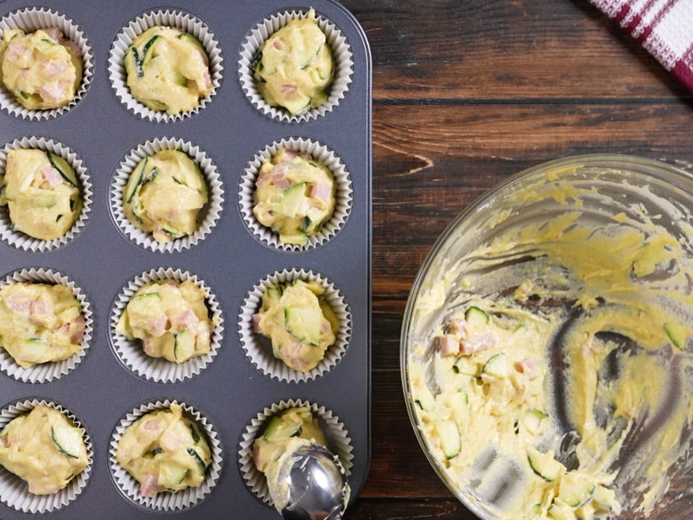 Muffin salati zucchine e mortadella - Step 7